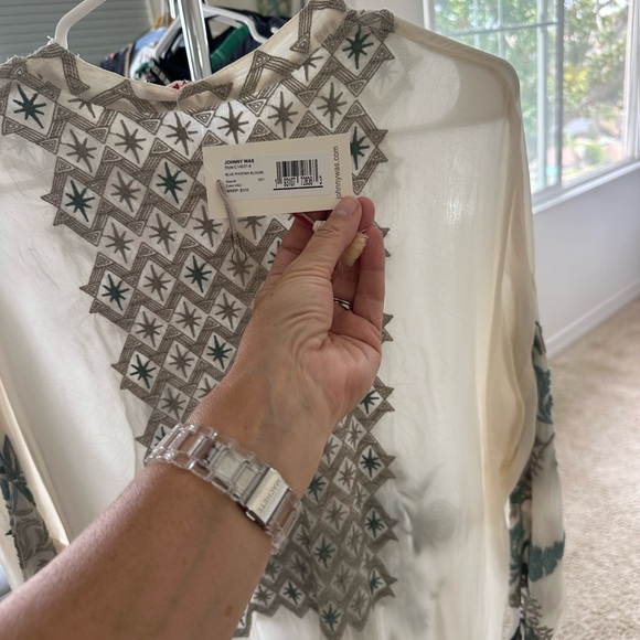 Johnny Was Cream and Green Geometric Blouse - Picture 4 of 4